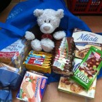 Nic packt für Urlaub