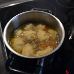 Pauli kocht Griessnockerln (1)