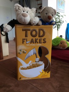 Unser neues Geschenk: Die Tod-Flakes Müslidose